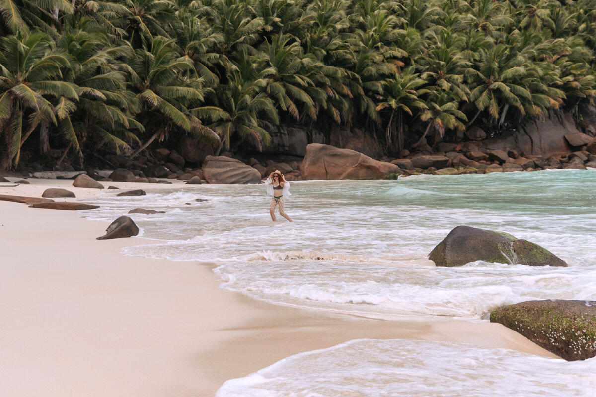 пляж Анс-Интенданс, Маэ