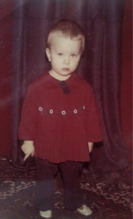 На фото: мне 1 годик. Автобиография автора «Техно Колибри».