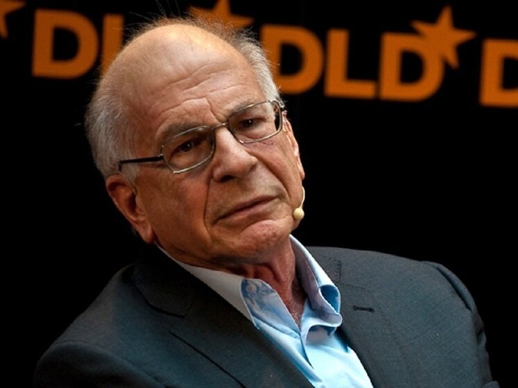 Русские писатели. Первый лауреат нобелевской премии по физике 1901. Вручены первые нобелевские премии 1901. Лауреаты нобелевской премии по химии. Русские литераторы получившие нобелевскую премию.