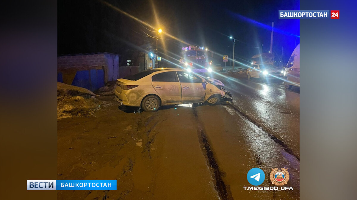    В уфимской Шакше пьяный водитель иномарки влетел в металлический забор: пострадала пассажирка