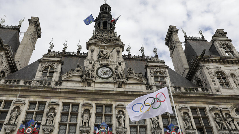   AP Adrienne Surprenant