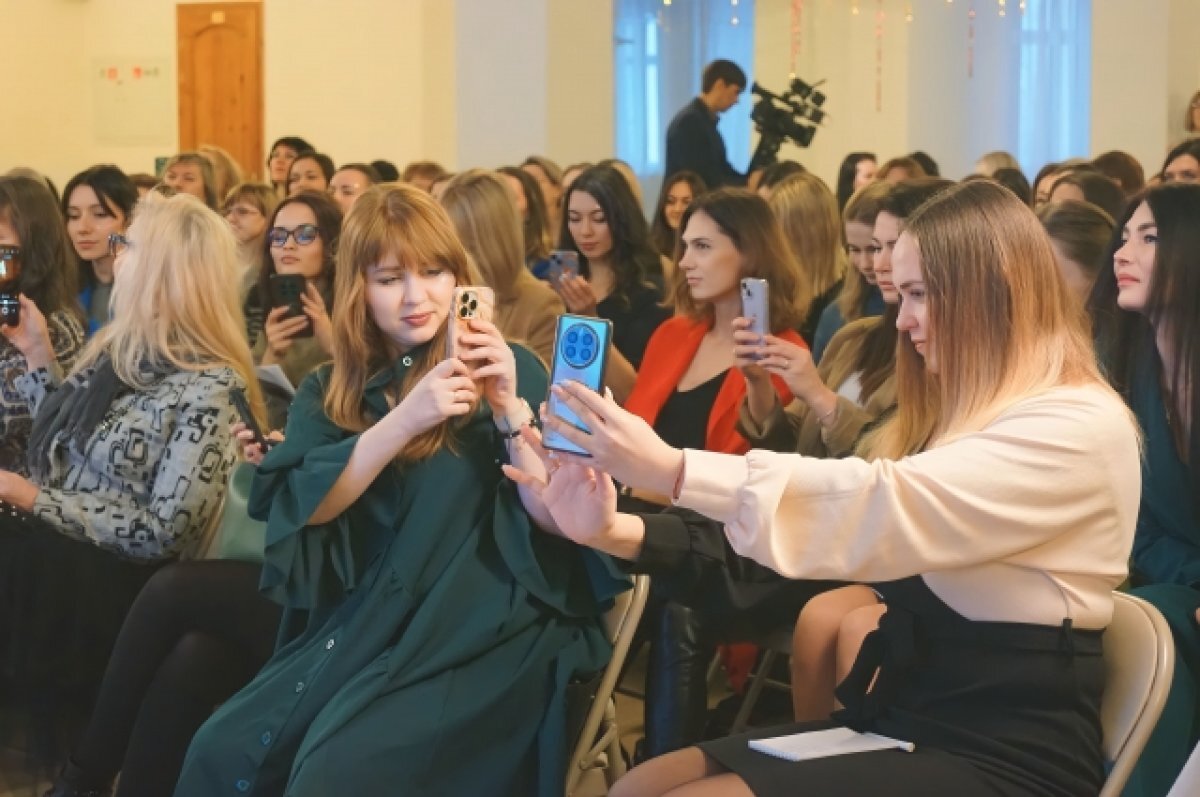    В 2023 году в Заполярье ещё 3 тыс. семей подключены к скоростному интернету