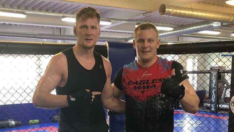    Александр Волков и Сергей Павлович. Соцсети