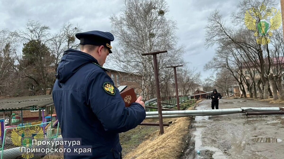     Прокуратура города Спасска-Дальнего проводит проверку по факту коммунальной аварии.