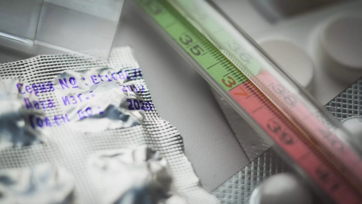     О чем необходимо помнить, чтобы защититься от менингита, рассказали корреспонденту RostovGazeta в одной из городских поликлиник.