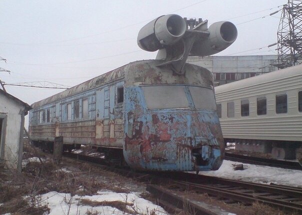 Пассажиры хотят в российских поездах дальнего следования гладильных комнат и помещений для стирки. Об этом рассказал Алексей Шаршаков, шеф-дизайнер центра 2050.