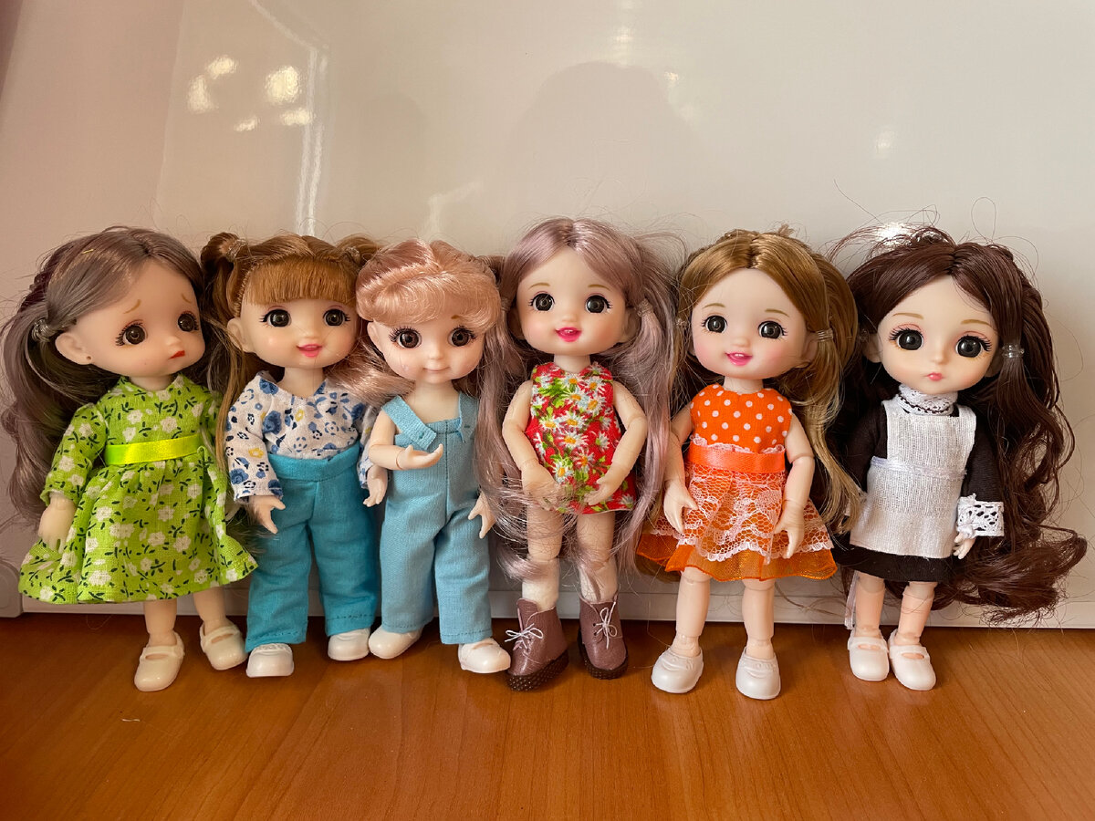 МК: платье и фартук для куклы Kaye Wiggs | all Dolls