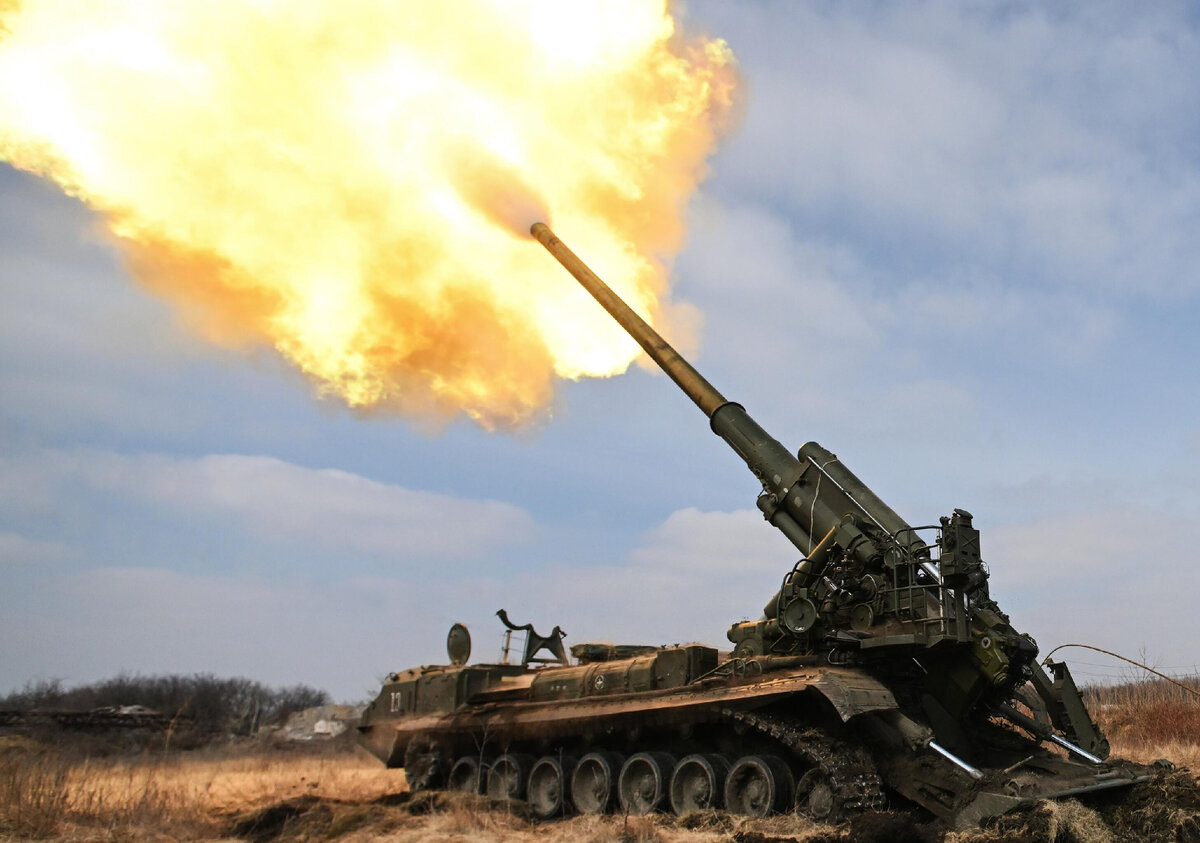 Боевая работа САУ "Малка" ВС РФ в зоне спецоперации / © Sputnik, Станислав Красильников
