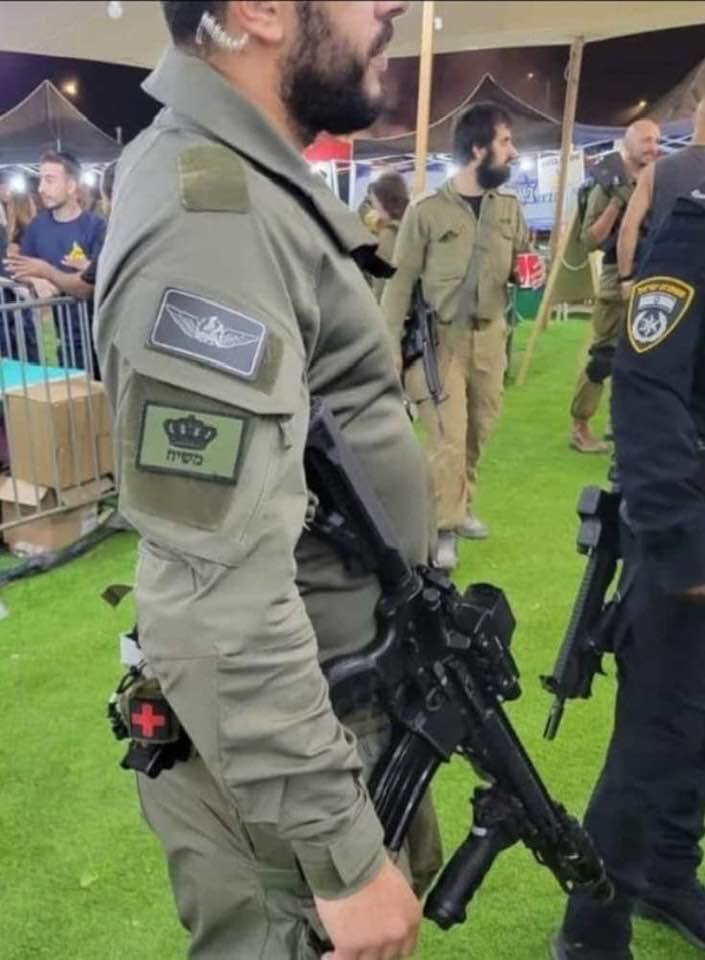 Источник: @davidsheen/X