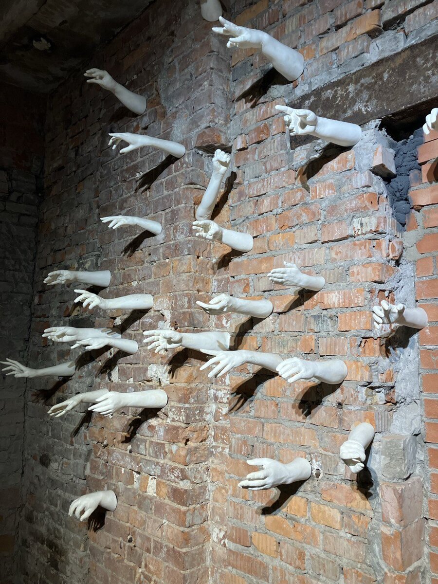 Информация, отраженная в этой статье, получена эмпирическим путем среди участников бизнес-игры «Нетворкинг: почему одним всё, а другим ничего».