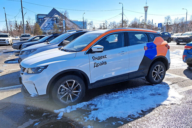    С небольшой заминкой, но сервис каршеринга «Яндекс.Драйв» сегодня вновь заработал в Казани после двухлетнего перерыва
