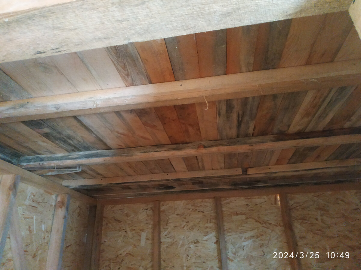 черновой потолок в будущей парилке