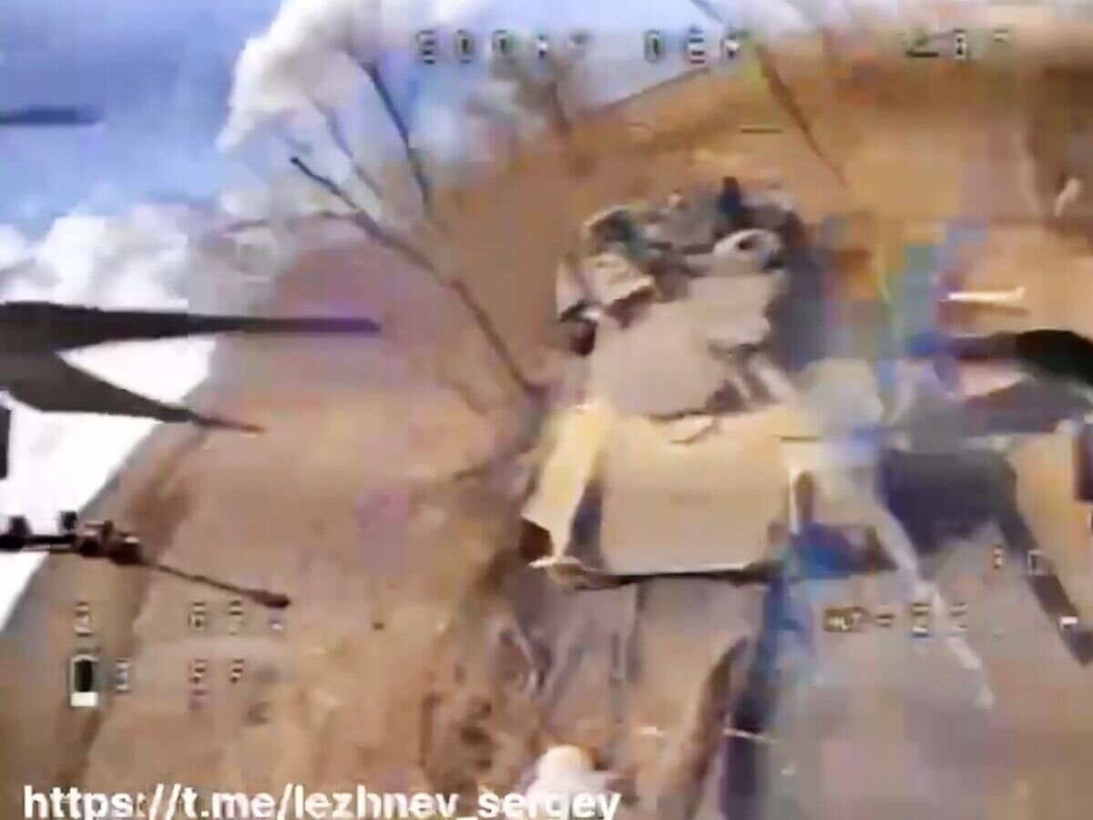    Кадр видео уничтожения американского танка Abrams у Авдеевки© Кадр видео, опубликованного в Telegram-канале @lezhnev_sergey