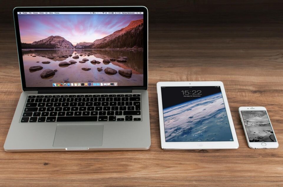    Техника Apple. Источник: pixabay.com