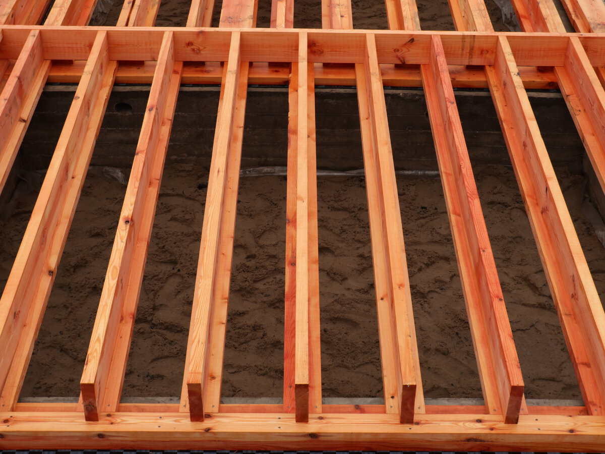 Балки цокольного перекрытия