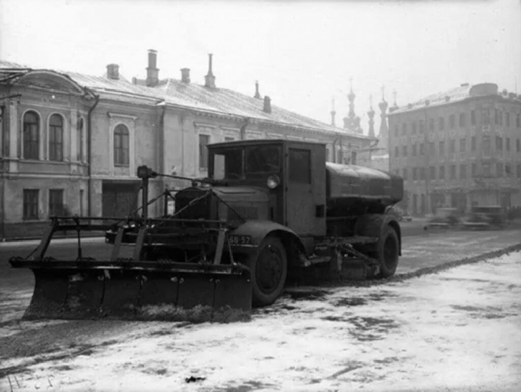 ПМ-4 Москва, Пушкинская площадь, 1939 год. Фотография © Государственное бюджетное учреждение культуры города Москвы «Музейное объединение «Музей Москвы»