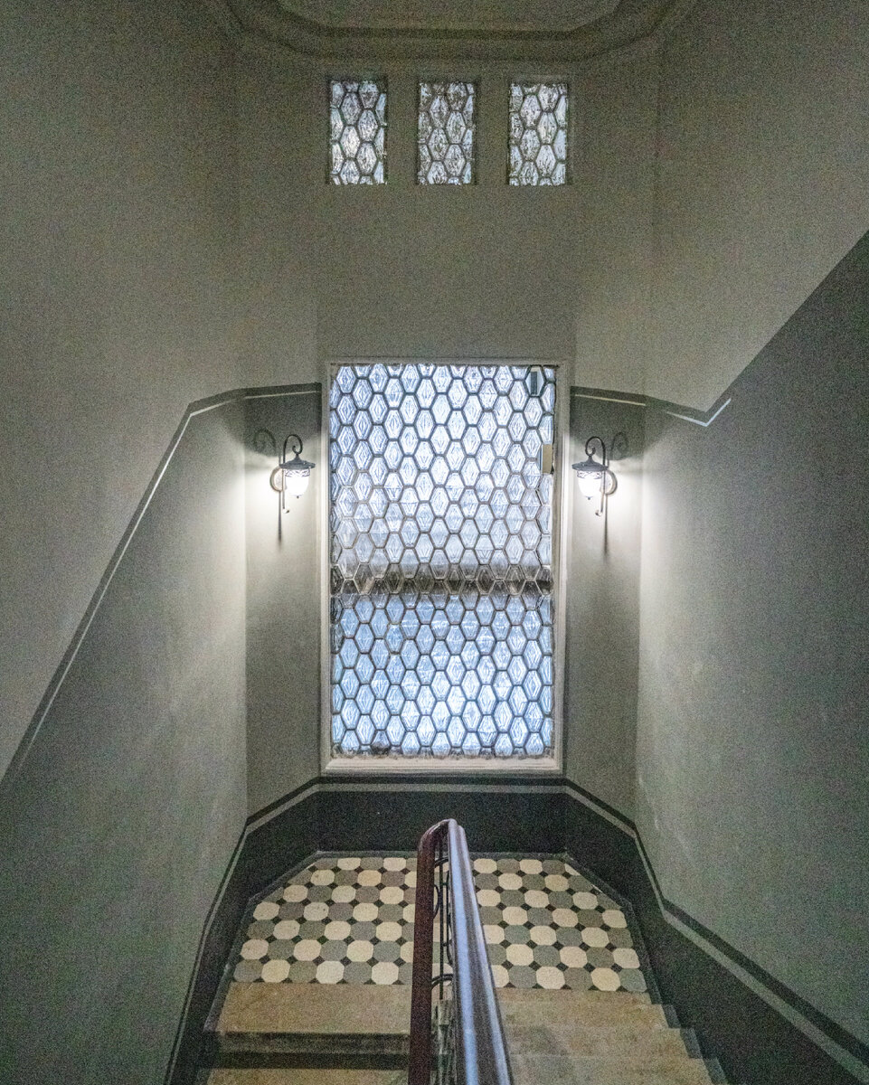 Парадная лестница