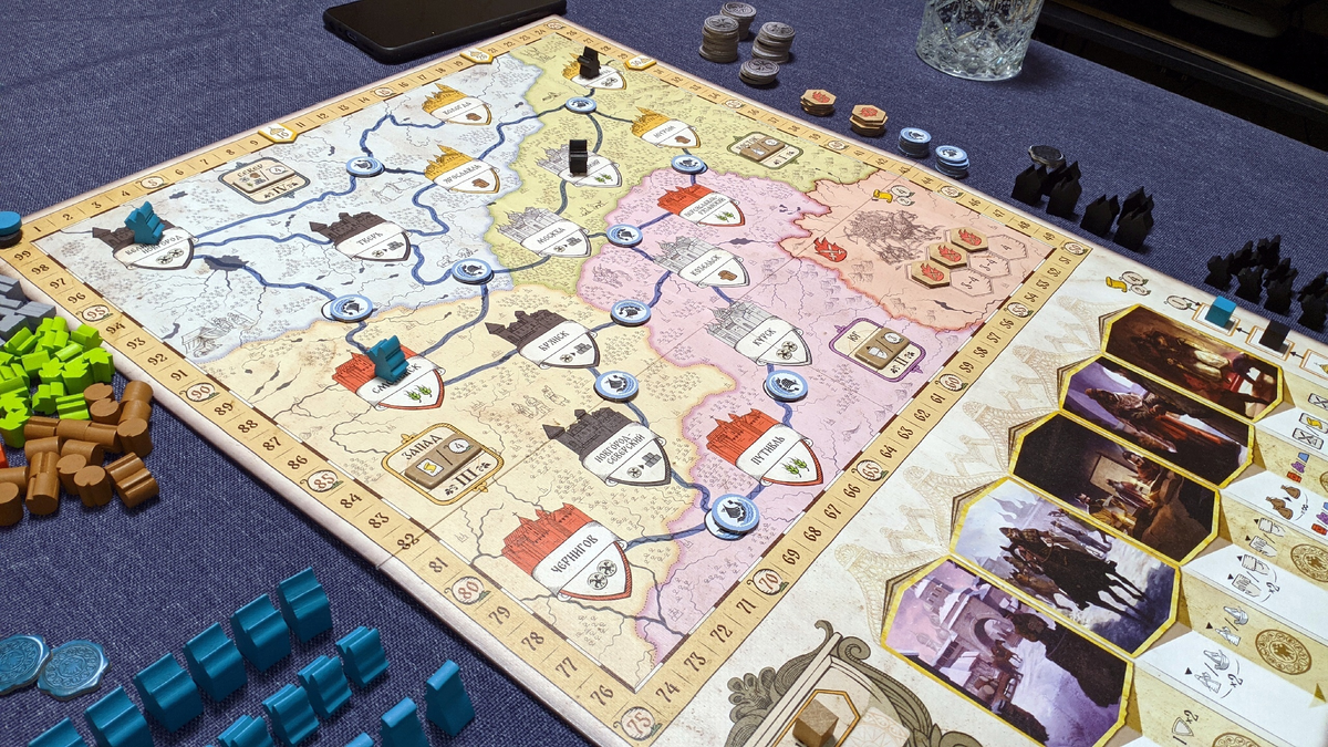 настольные игры. вечер настольных игр. настольная игра как в нее играть. игра в жизнь хасбро. Settlers of catan.