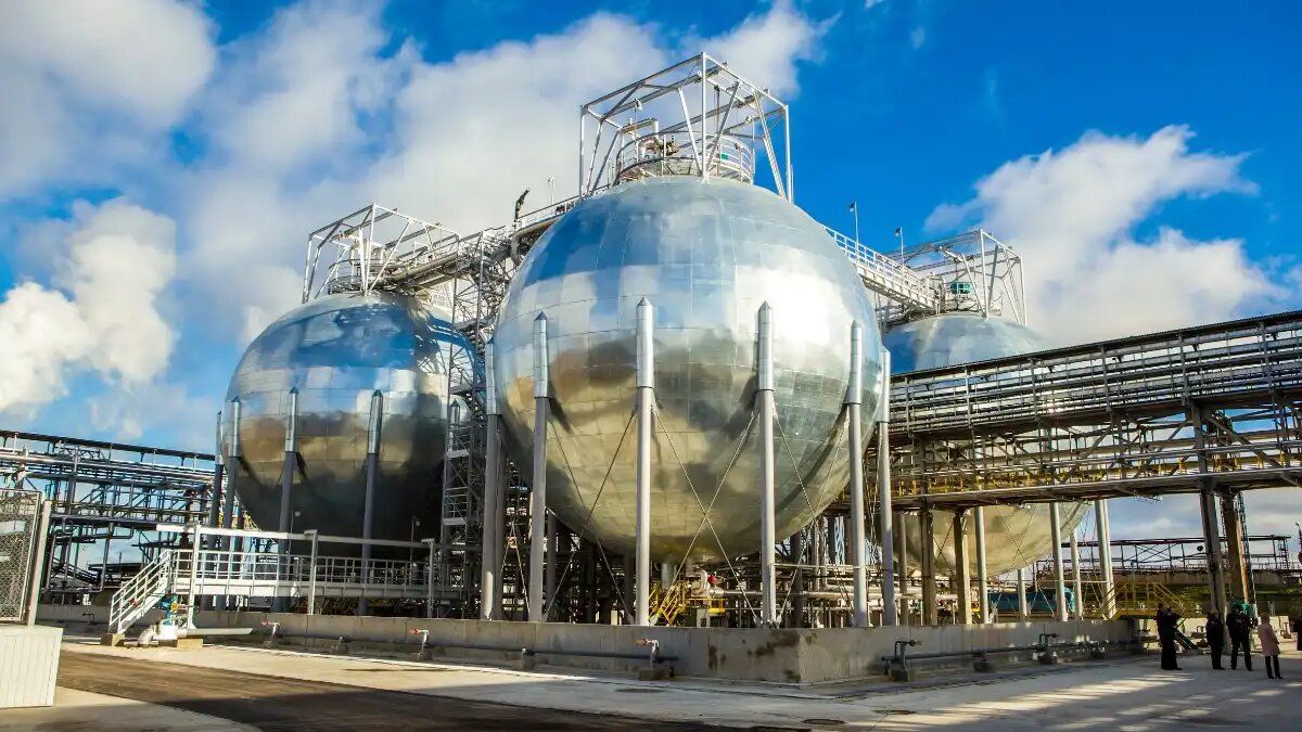 Фото:ЩекиноАзот Склад аммиака завода ЩекиноАзот