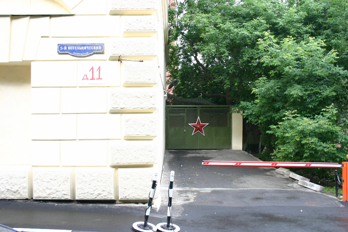 Где-то тут, практически в самом центре Москвы, скрыто подземелье