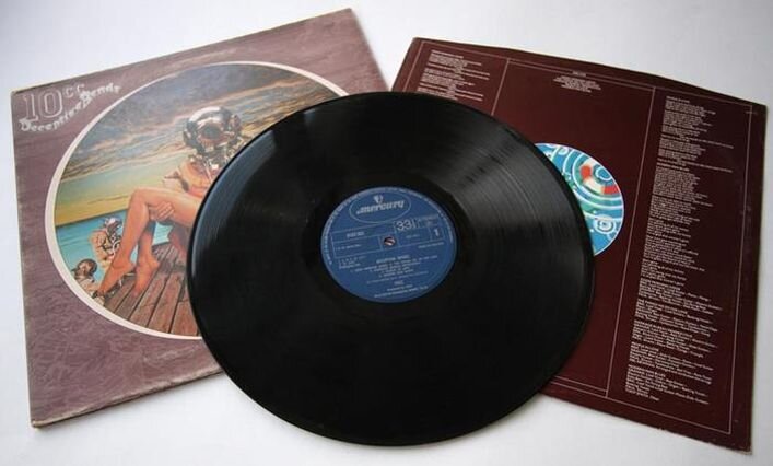 Английский виниловый выпуск альбома 10CC "Deceptive Bends", 1977 г.