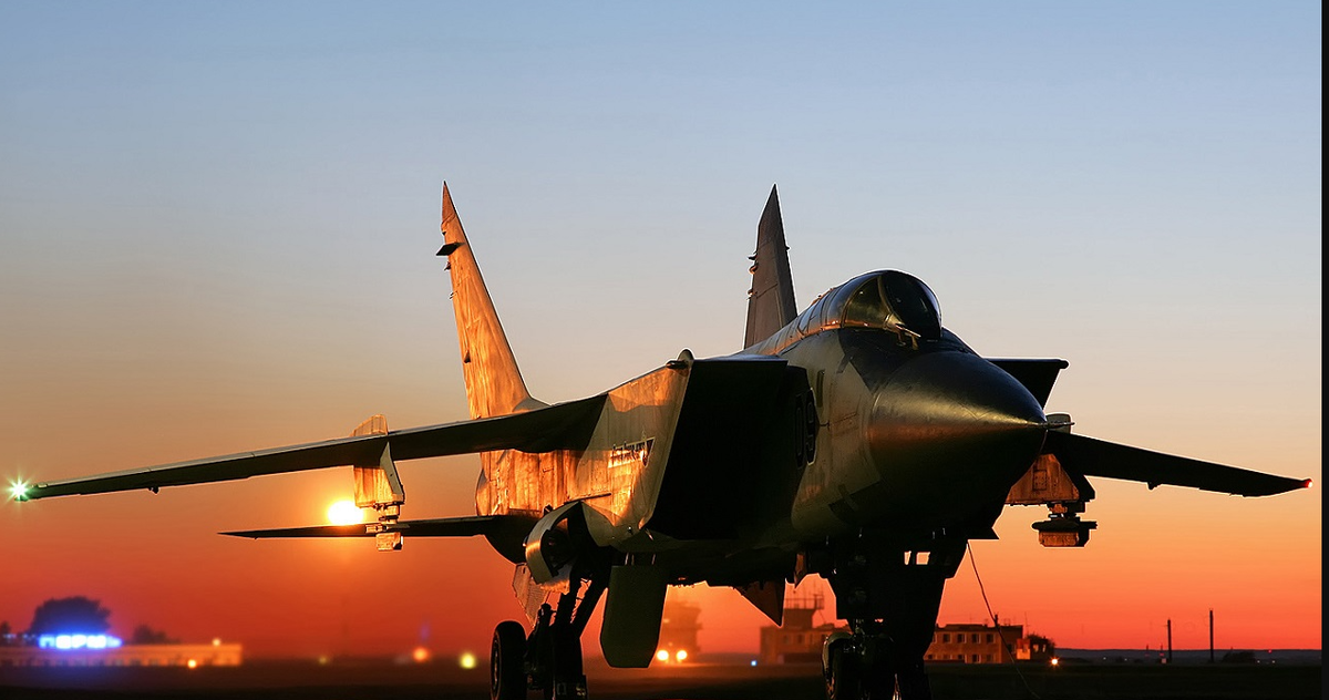 Его предшественника, МиГ-25, только в прошлом году сослали на "почетную пенсию" в в Алжире. А ММиГ-31 будет служить как минимум до 2030 года. Фото МО РФ
