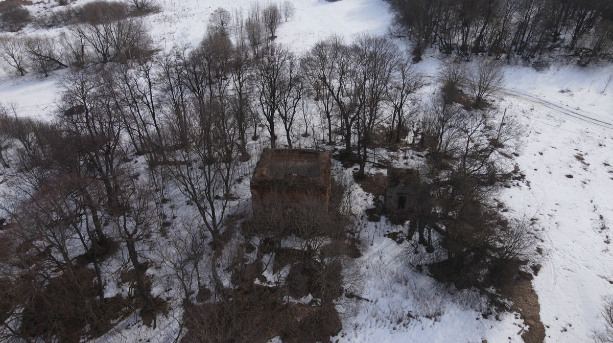 Церковь Спаса Преображения в деревне Юрьево.