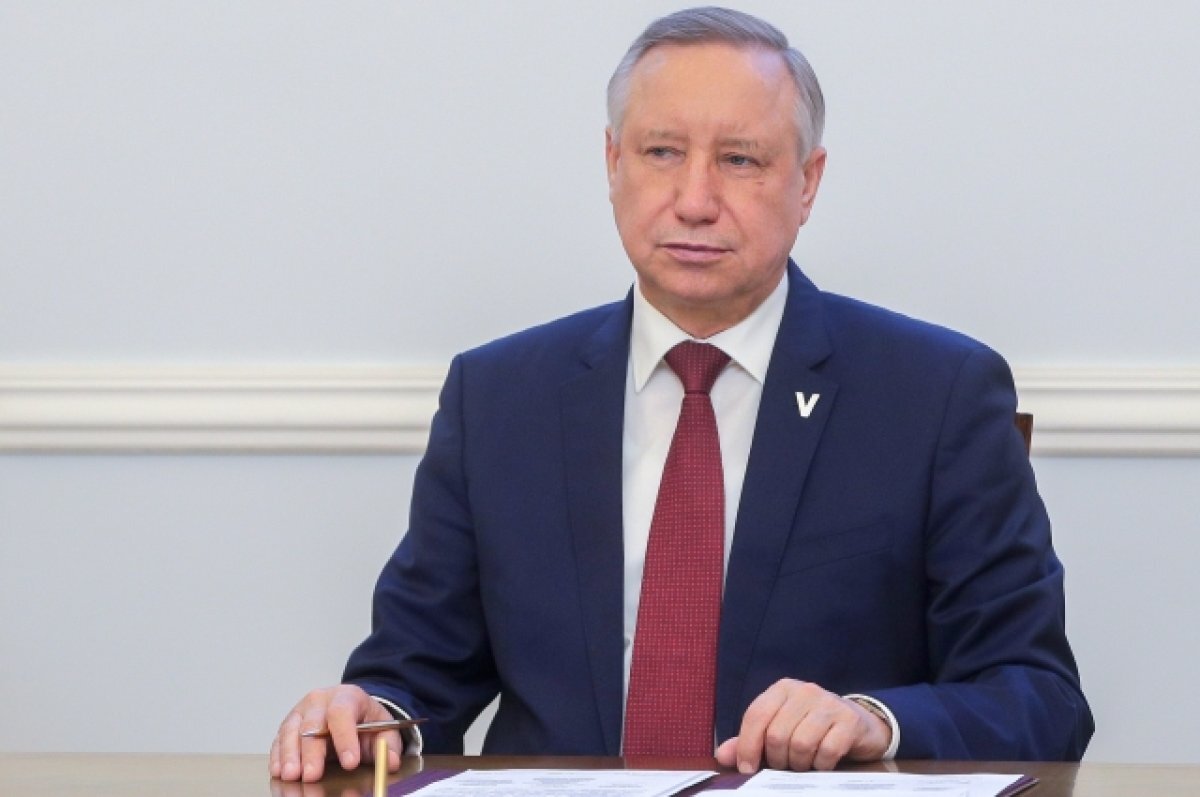    В Петербурге продлили антиковидные ограничения до конца года