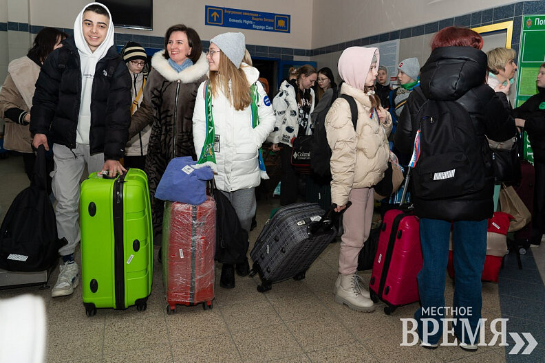    В Нижневартовск прибыл чартерный рейс с детьми из Белгорода