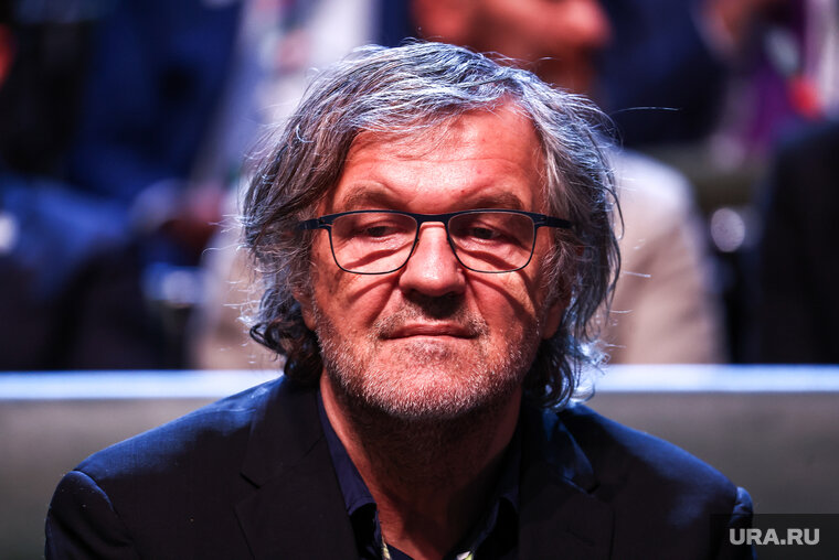    Сербский режиссер Эмир Кустурица планирует снимать свой следующий фильм в России