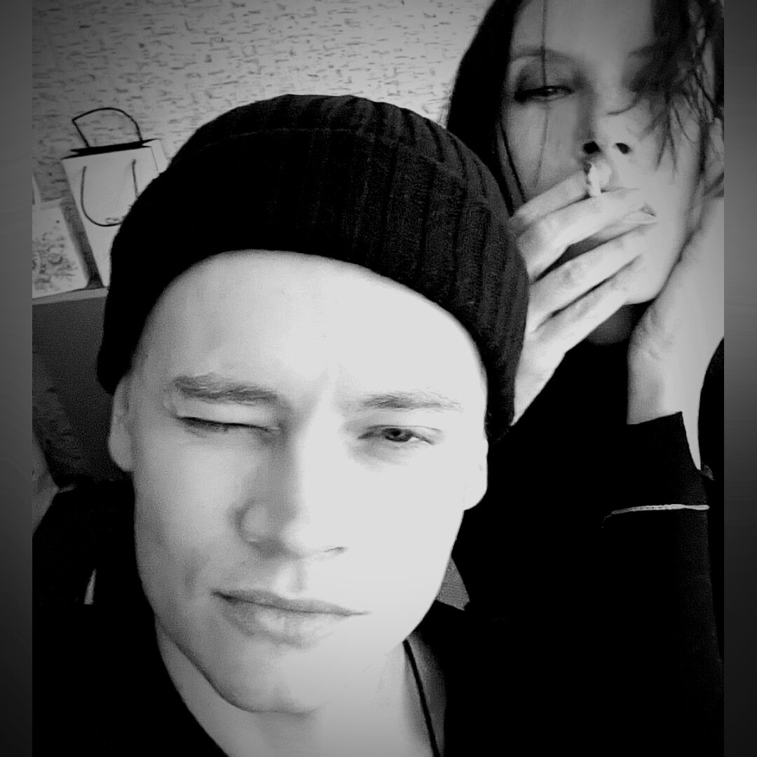 Шаман и Наталья. Скрин со страницы Натальи