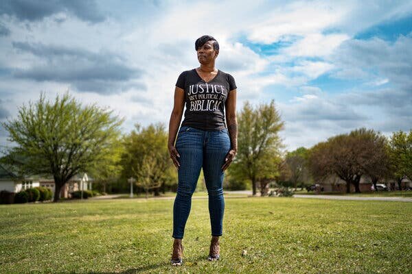 Кристалл Мейсон, приговоренная к 5 годам за голосование