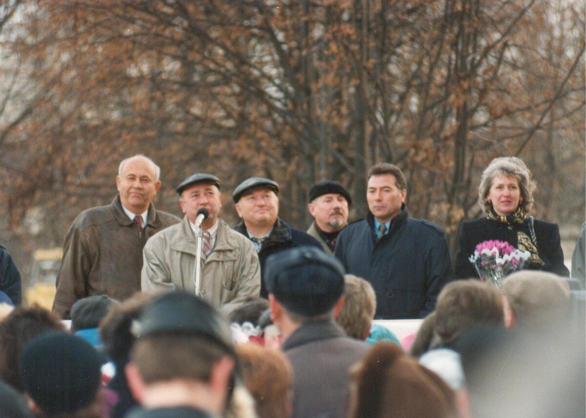 Продолжение публичных слушаний в МосгорДуме 11 ноября 1987г о реализации  программы строительства доступного жилья в СВАО и ВАО Москвы | Народное  домостроение | Дзен