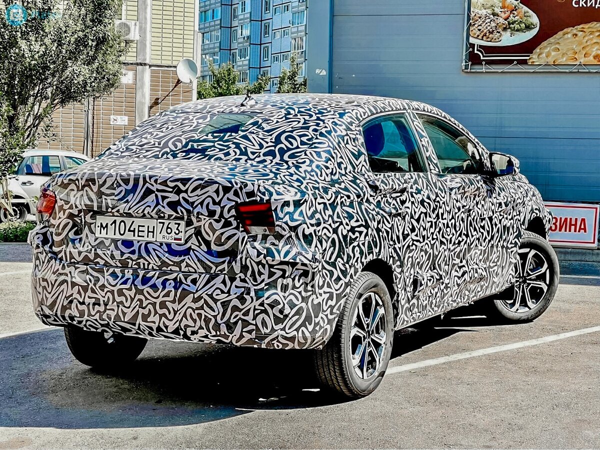 Lada Iskra на дорожных испытаниях