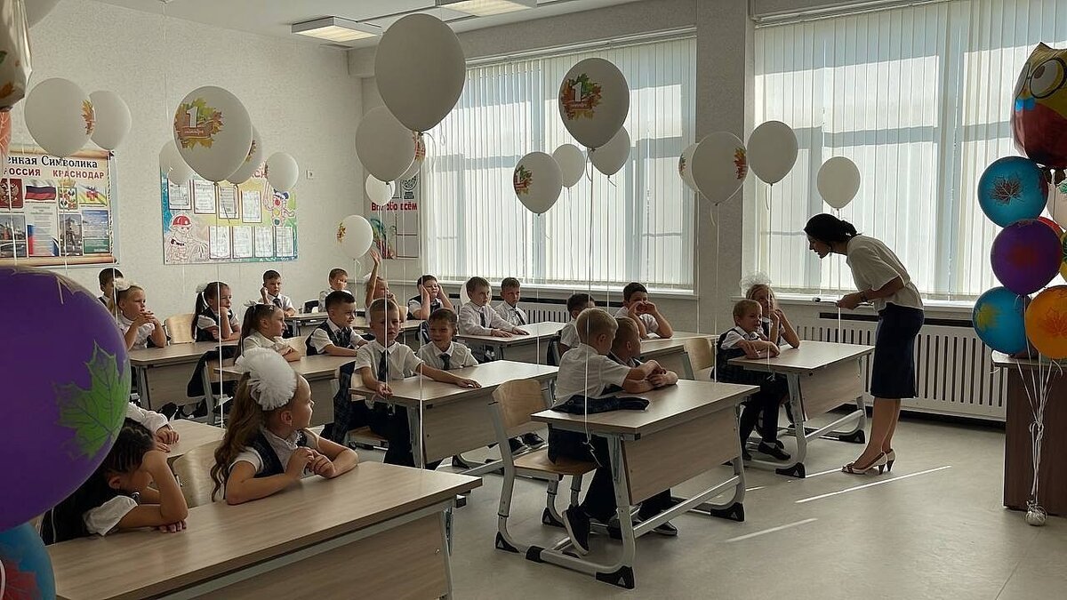    В МЦУ прокомментировали очереди при зачислении ребёнка в 1-й класс школы. Фото: телеканал «Краснодар»