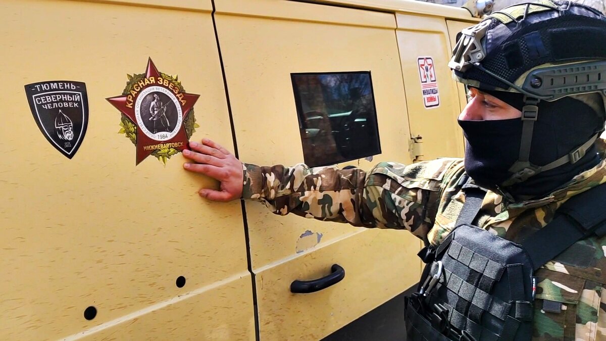    Югорчане на СВО получили партию машин из Нижневартовска