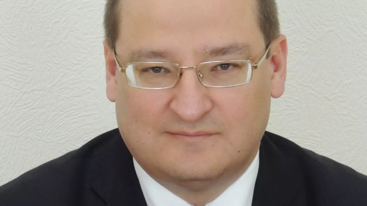     Экс-министр финансов Удмуртии Станислав Евдокимов стал директором благотворительного фонда «Гражданский выбор».