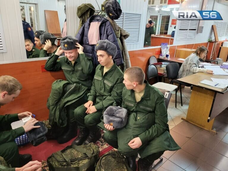    В Генштабе Минобороны РФ рассказали о стартующем с 1 апреля весеннем призыве Андрей Севостьянов