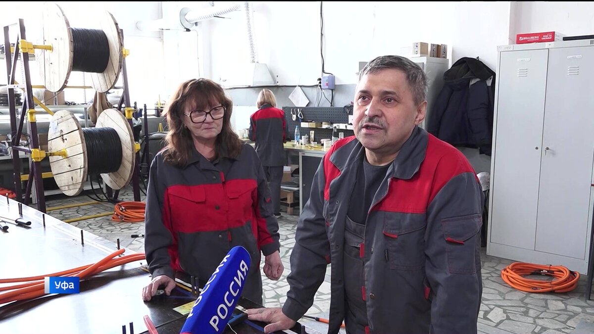   "Вести" пообщались с семьей, два поколения которой посвятили себя работе на троллейбусном заводе в Уфе