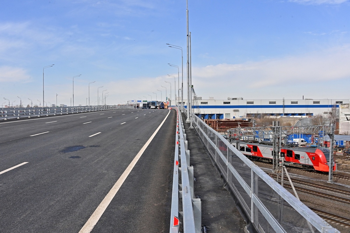 Эстакада молжаниново. Путепровод на ленинградском шоссе 24км. Путепровод на ленинградском шоссе. Ленинградское шоссе путепровод 24 25 км. Ленинградское шоссе путепровод 24 25 км.