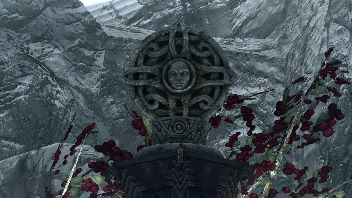 Алтарь Мары есть не только в Рифтене. Он есть и в Солитьюде. Даже в Вайтране он есть, правда, я сомневаюсь, что там проводят обряды бракосочетания.