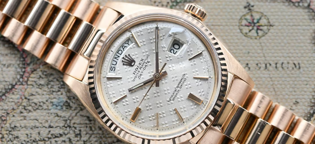 Откройте для себя полное руководство по циферблатам! Узнайте о дизайне, функциях и возможностях персонализации ваших идеальных часов.