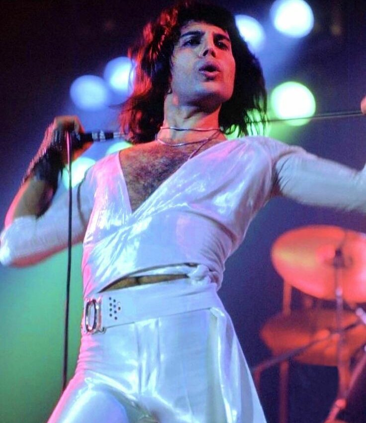 Когда псевдоним известнее имени родного. Настоящие имена рокеров