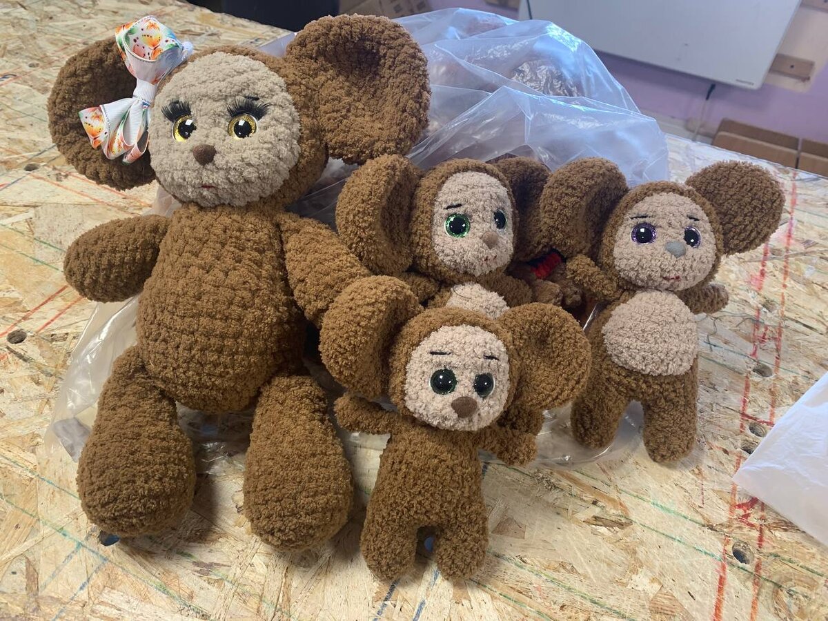 Вот такие симпатяги выходят из рук коллег-умелиц