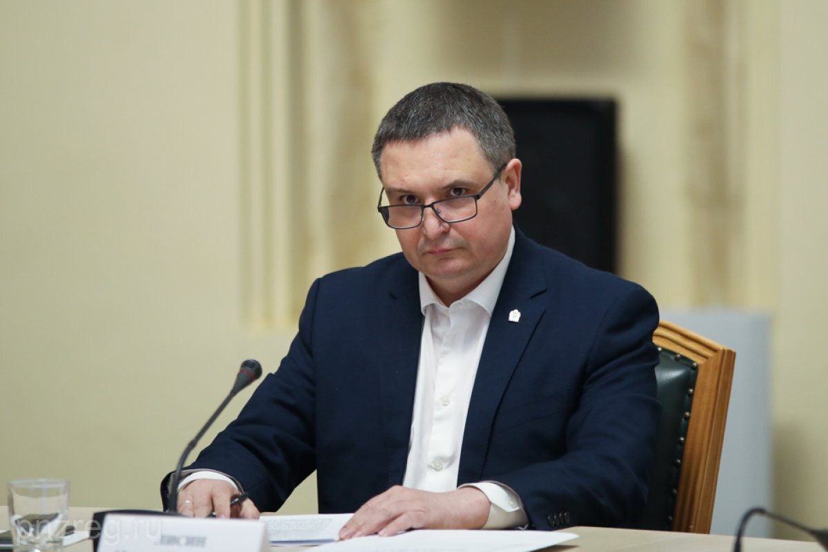    Михаил Лисин прокомментировал выступление Олега Мельниченко в Заксобре