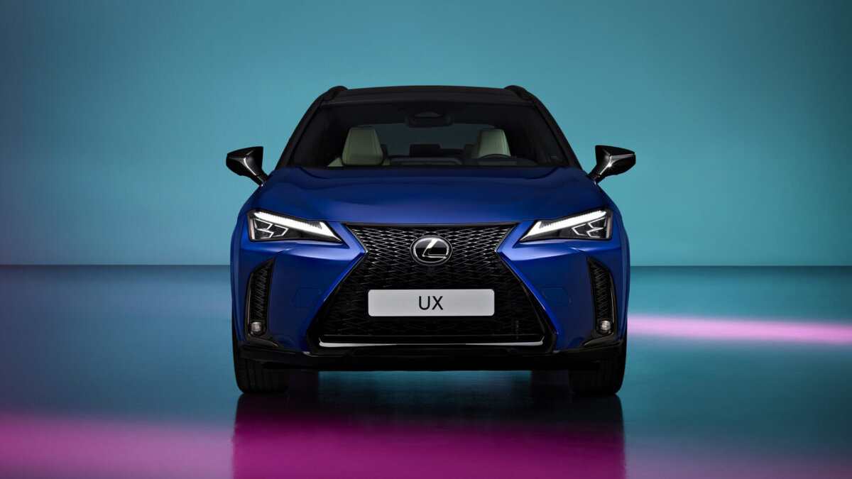    Lexus UX 300h. Фото Lexus