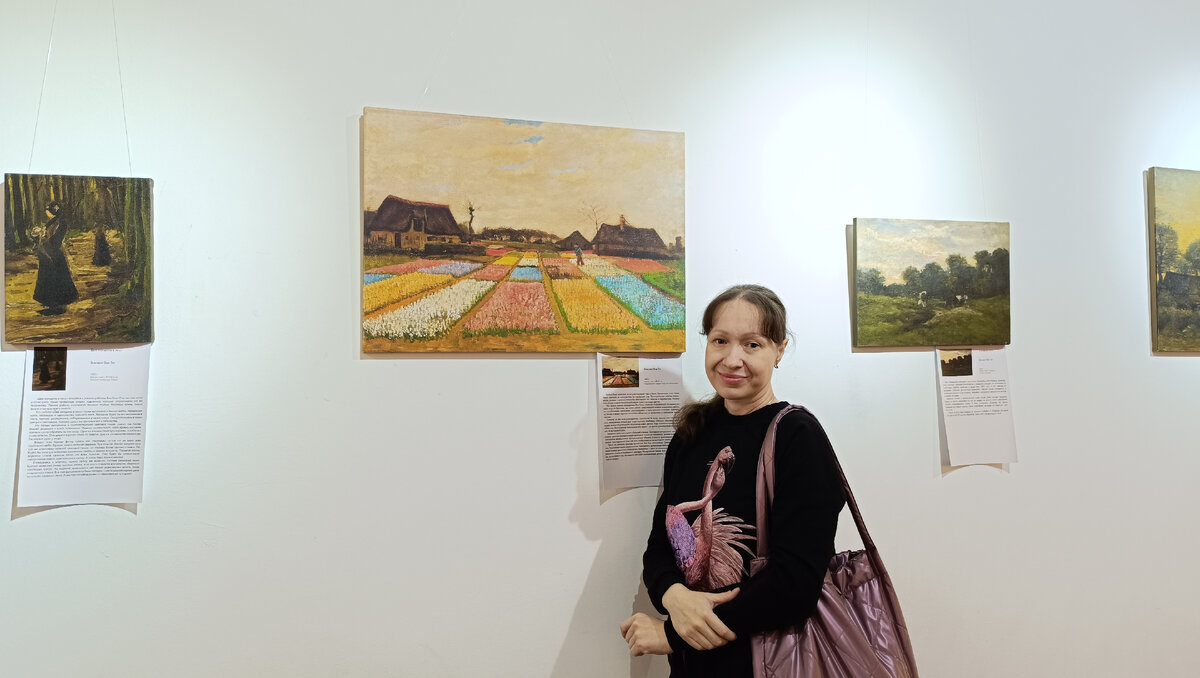 Автор канала Питер на все случаи жизни на выставке "Ван Гог и Тео"