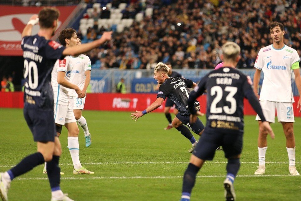    "Крылья Советов" обыгрывали "Зенит" дома в сентябре 2022 года в Кубке России. Фото: ПФК "Крылья Советов"