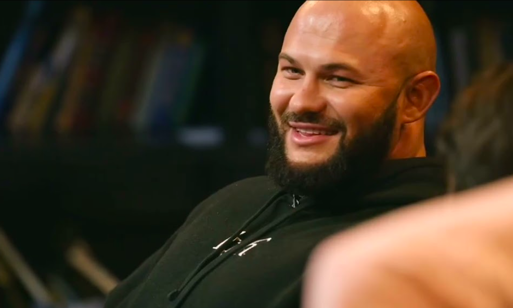 Достойно уважение, что в какой-то момент музыкант сам понял, что перегнул палку с обжорством и взял себя в руки | Фото: Яндекс Картинки