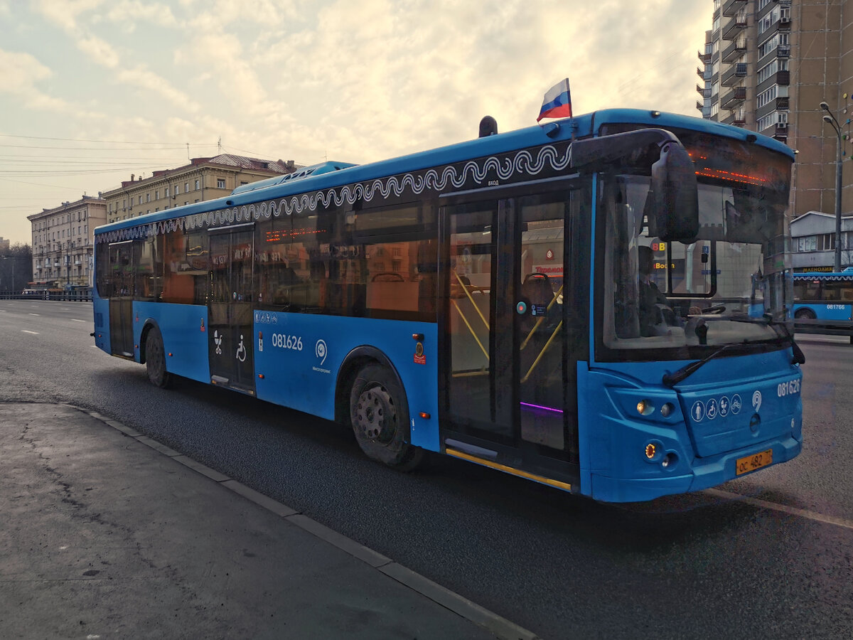 Автобус 081626 ЛиАЗ-5292 на маршруте № т59к. Улица Народного Ополчения.